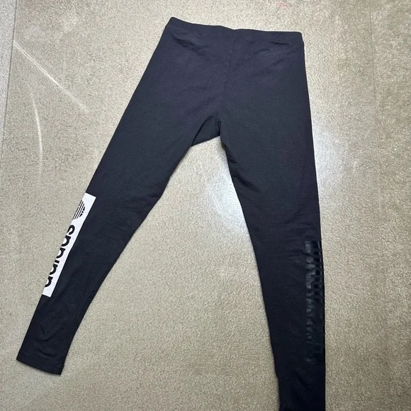 ADIDAS CHARCOAL GREY LEGGINGS & T SHIRT 2 PIECE SET XS/S - Picture 7 of 12